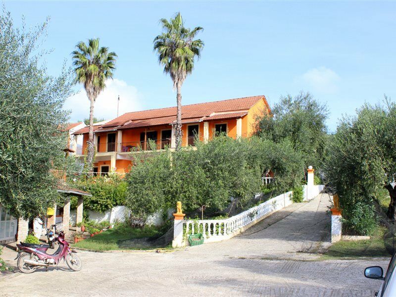 Jiannis Apartment *